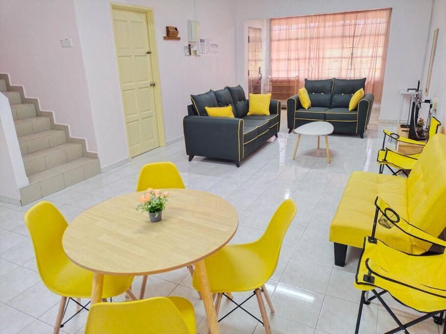 1122 Park S2 # U - 5 Bedroom Holiday home Seremban