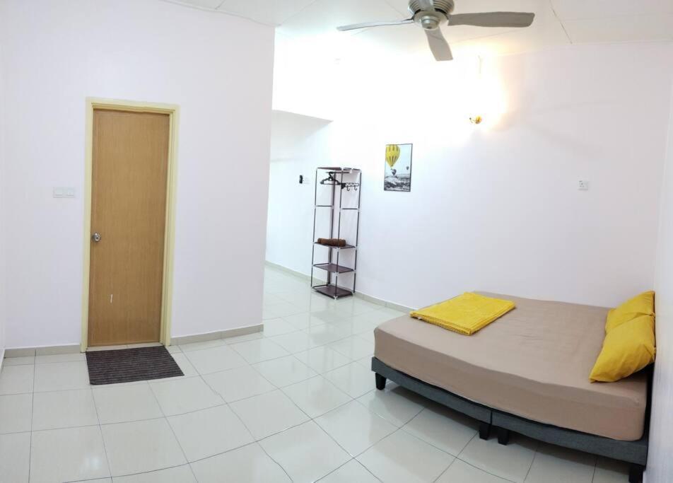 1122 Park S2 # U - 5 Bedroom Holiday home Seremban